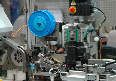 HSCS:高速全自動壓接機(jī) 自動剝線和自動送料壓接